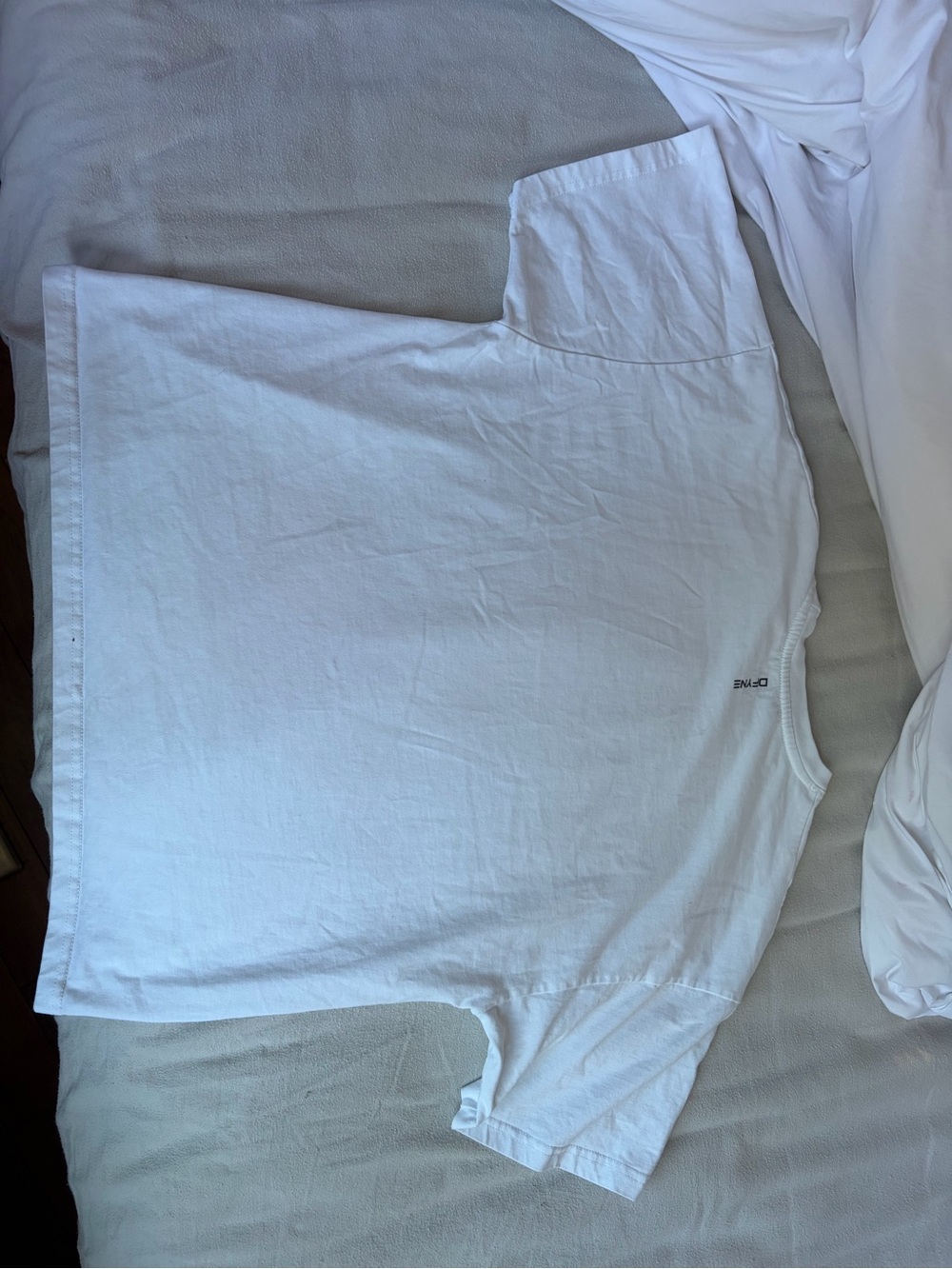 White Revive Boxy Tee dfyne top - Picture 4 of 4